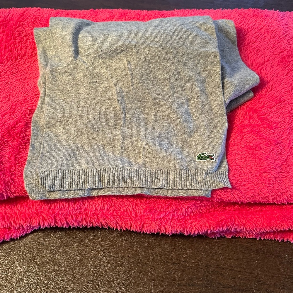 EUC Unisex Lacoste Scarf